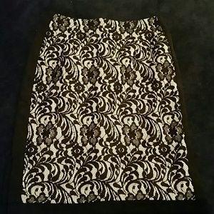 Worthington black and white lace pencil skirt